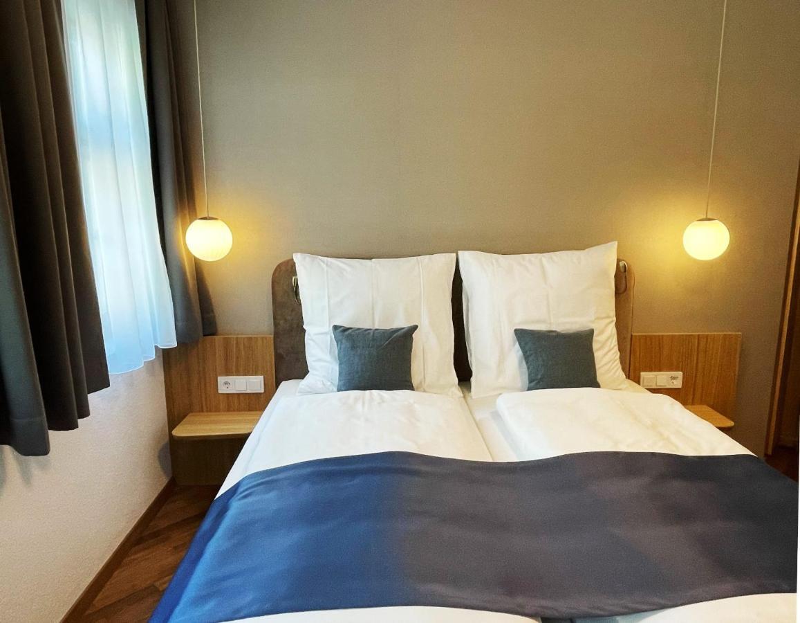 Hotel Wilder Mann メーアスブルク エクステリア 写真
